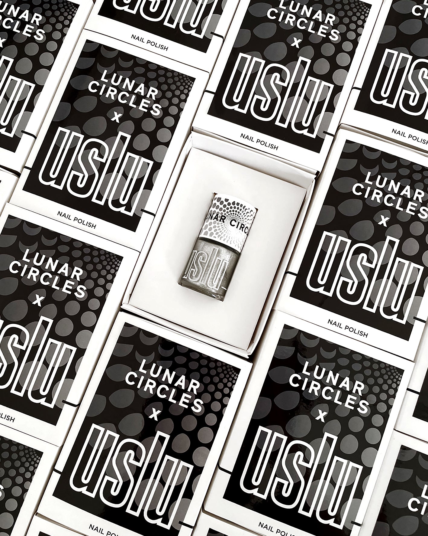 uslu Airlines Lunar Circles Nagellack Verpackung - Designer Kollaboration Berlin