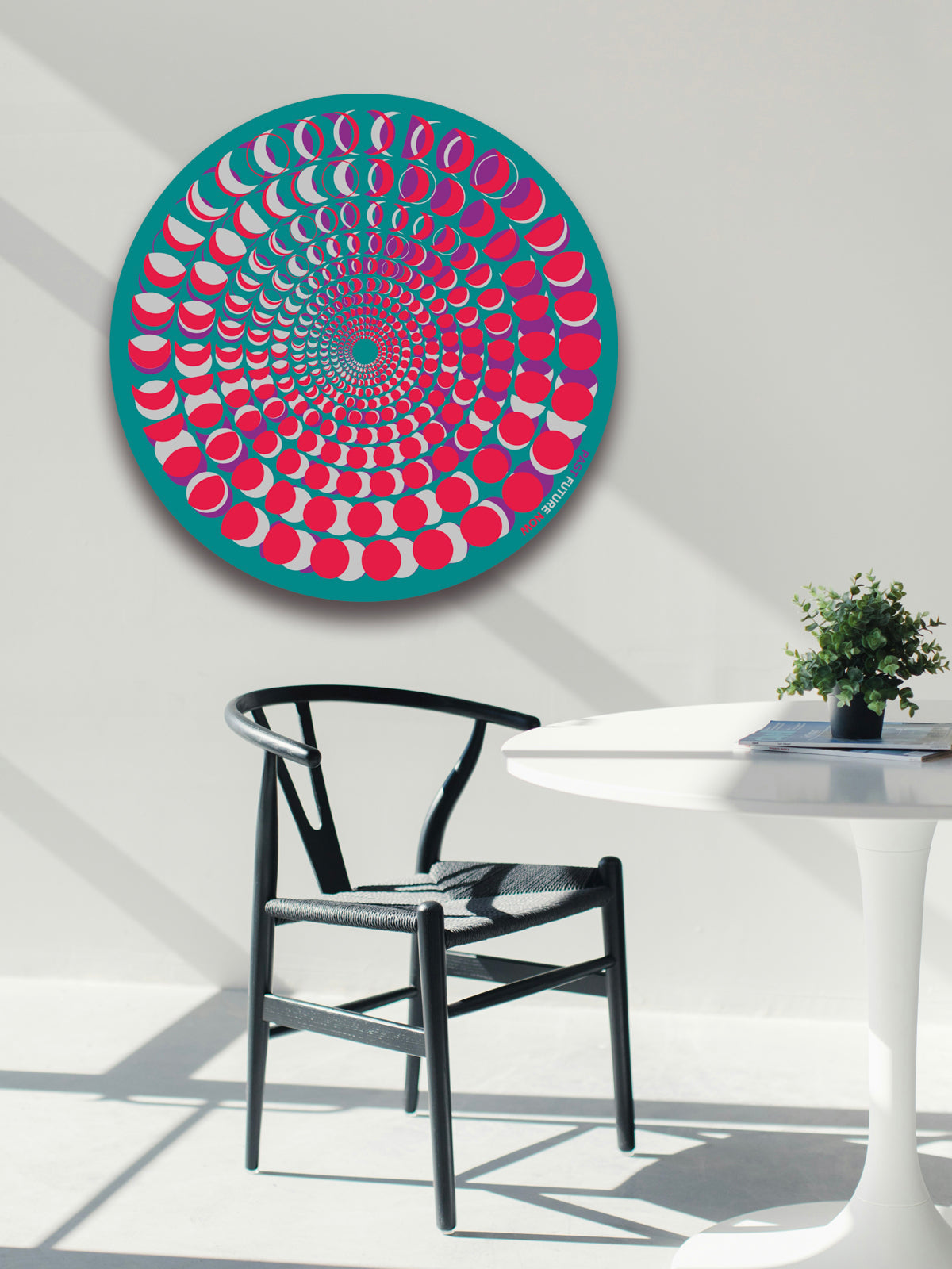 Mondscheiben, Interior Design. Personalisierte Mond Objekte mit den Mondphasen deines Jahres von Theresa Lambrecht. Ahnenscheibe, Familien Kunstwerk für Zuhause, Yoga Studios, Wellness Einrichtungen.