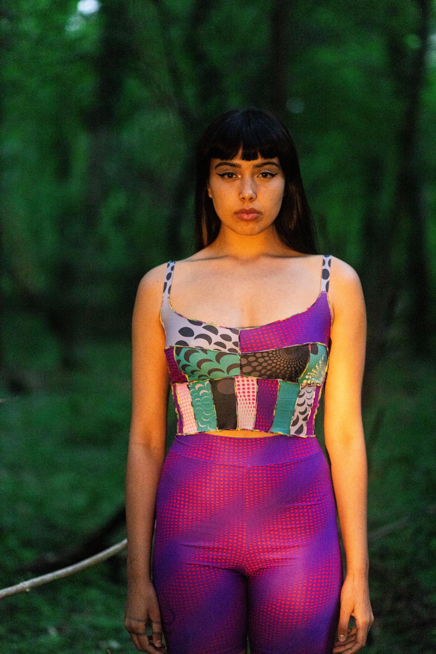 Lunar Circles Fashion – Bodysuit, Bikini, Scarfs, Leggings, Shorts oder Top mit einzigartigem Moon Phases Pattern, inspiriert von echten Mondjahren