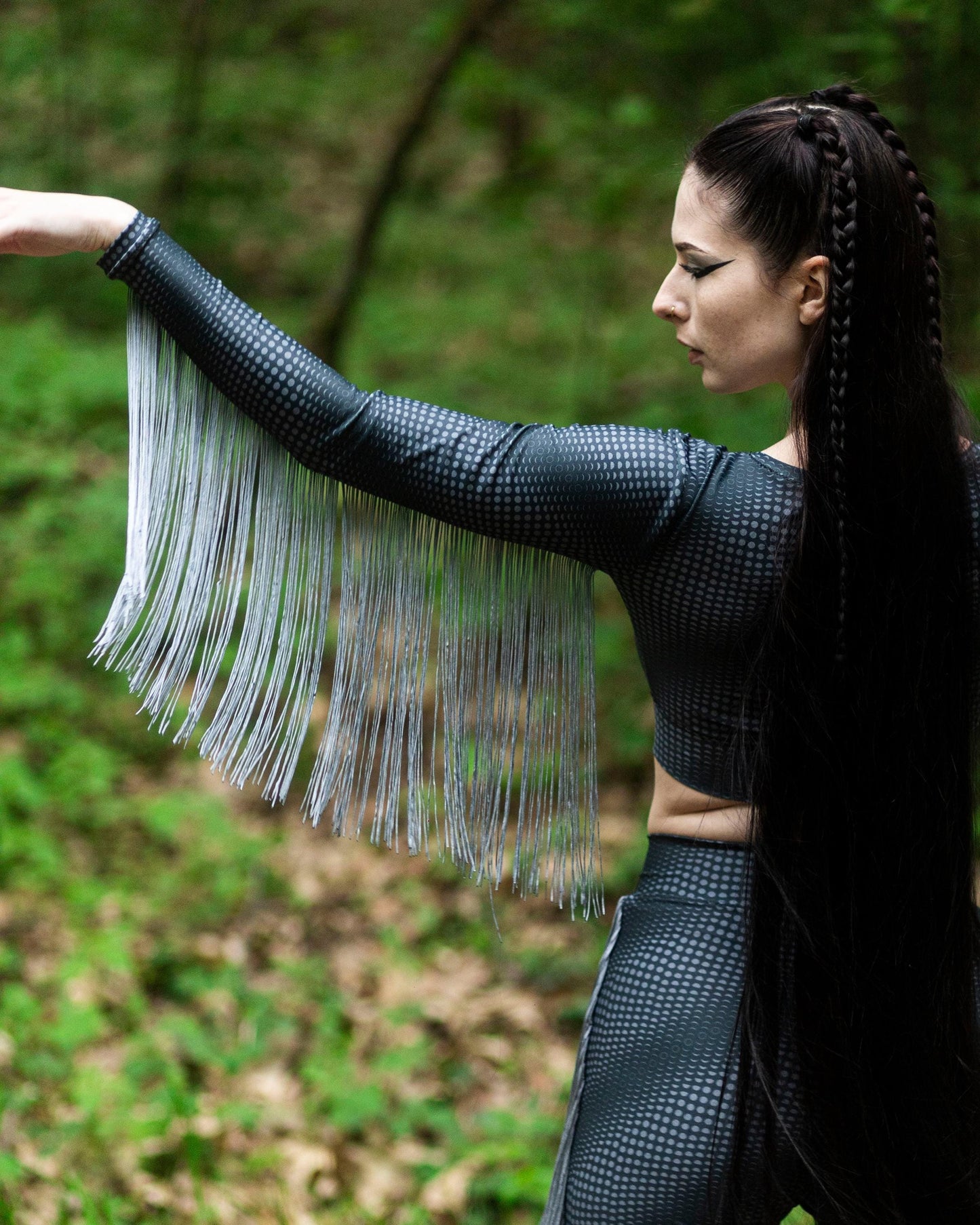 Lunar Circles Fashion – Bodysuit, Bikini, Scarfs, Leggings, Shorts oder Top mit einzigartigem Moon Phases Pattern, inspiriert von echten Mondjahren