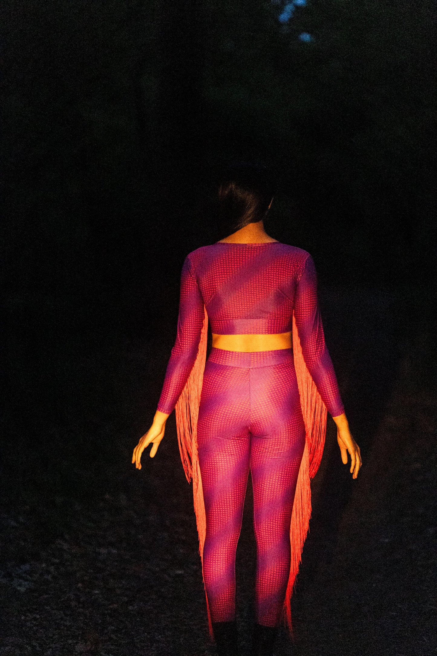 Lunar Circles Fashion – Bodysuit, Bikini, Scarfs, Leggings, Shorts oder Top mit einzigartigem Moon Phases Pattern, inspiriert von echten Mondjahren