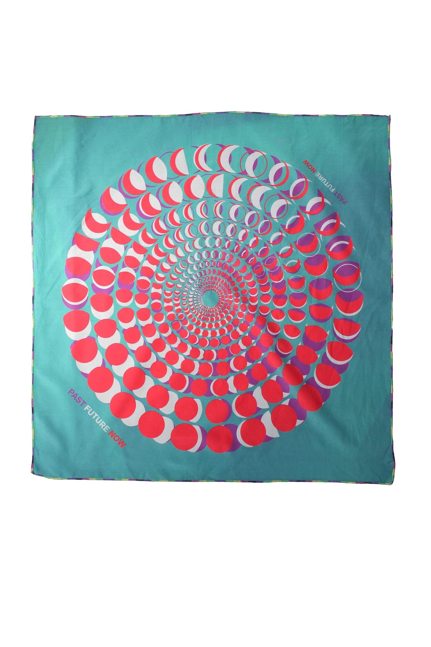 Buntes Designer Tuch mit Mond Pattern Print, Bio Seide, limitierte Edition Fashion Kollaboration, Lunar Circles 